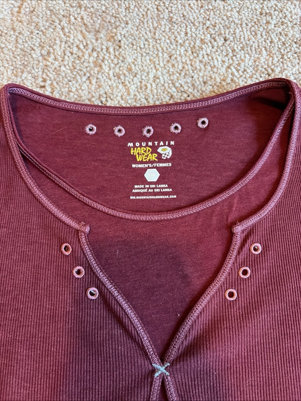 Mountain Hardwear Women's Long Sleeve Top Size L Athletic Casual Wear Wine - Picture 3 of 11